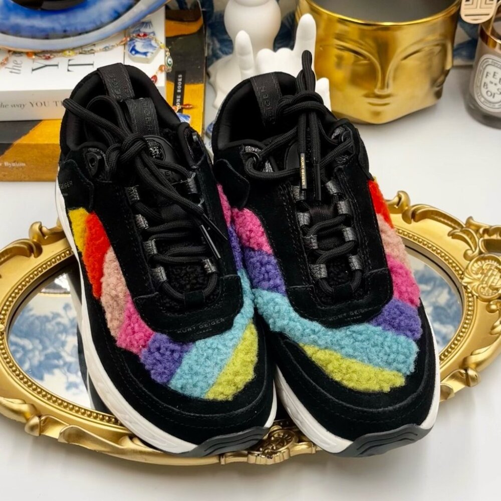 🆕 KURT GEIGER LONDON 🧿 NWOB Kensington Sneaker, Black Suede Multi Sherpa, 35.5